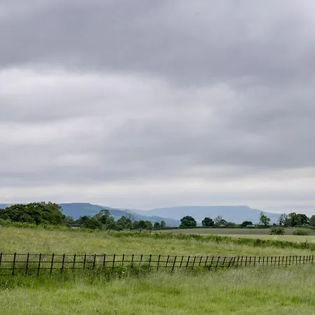 Pasture House Thornton Watlass