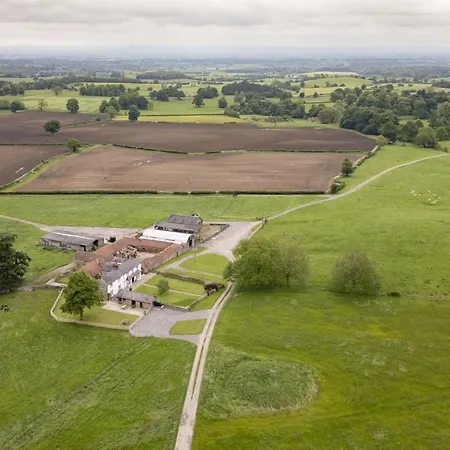 Pasture House 펜션