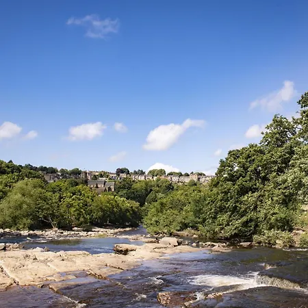 Pasture House 펜션