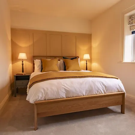 Pasture House Thornton Watlass